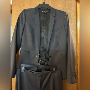 Antonio Melani Four Seasons pantsuit